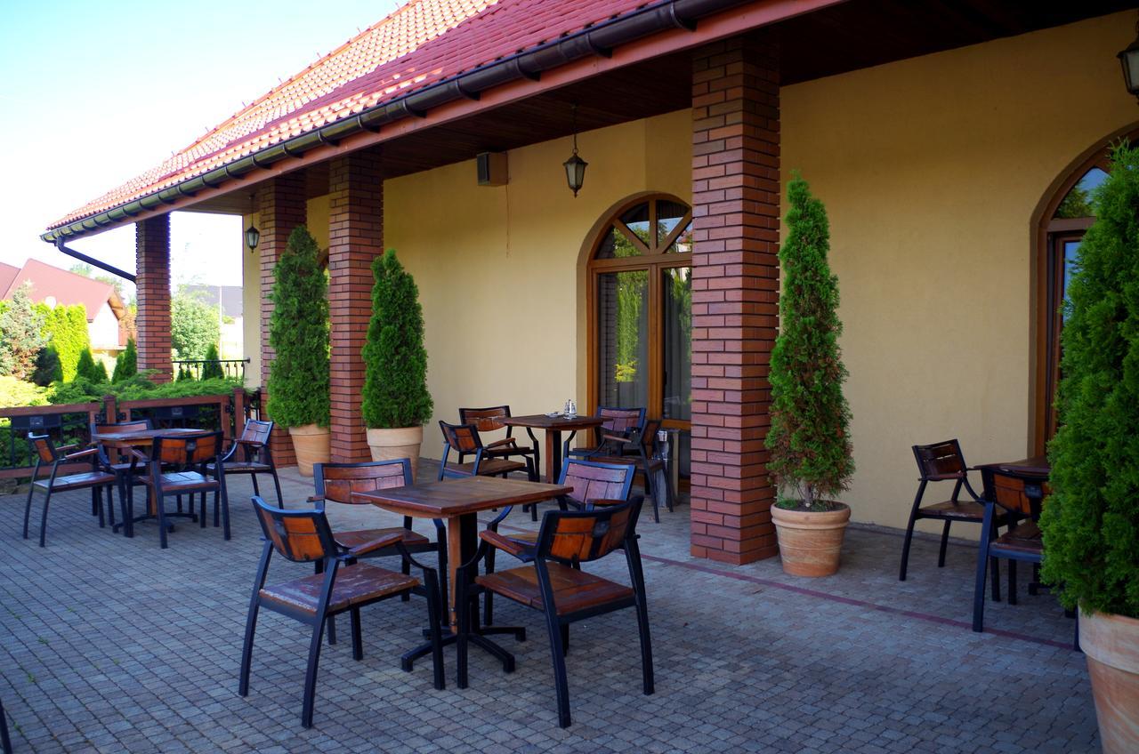 Dworek Emilli Wieliczka Exterior photo